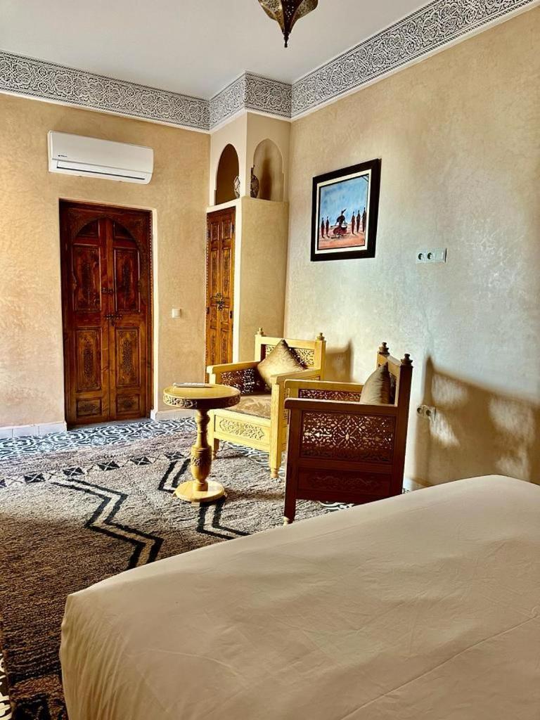Click Riad & Spa Hotel Marrakesh Buitenkant foto